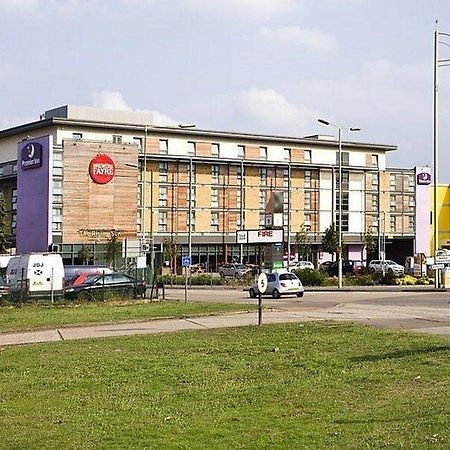 Premier Inn Watford - Croxley Green Ngoại thất bức ảnh