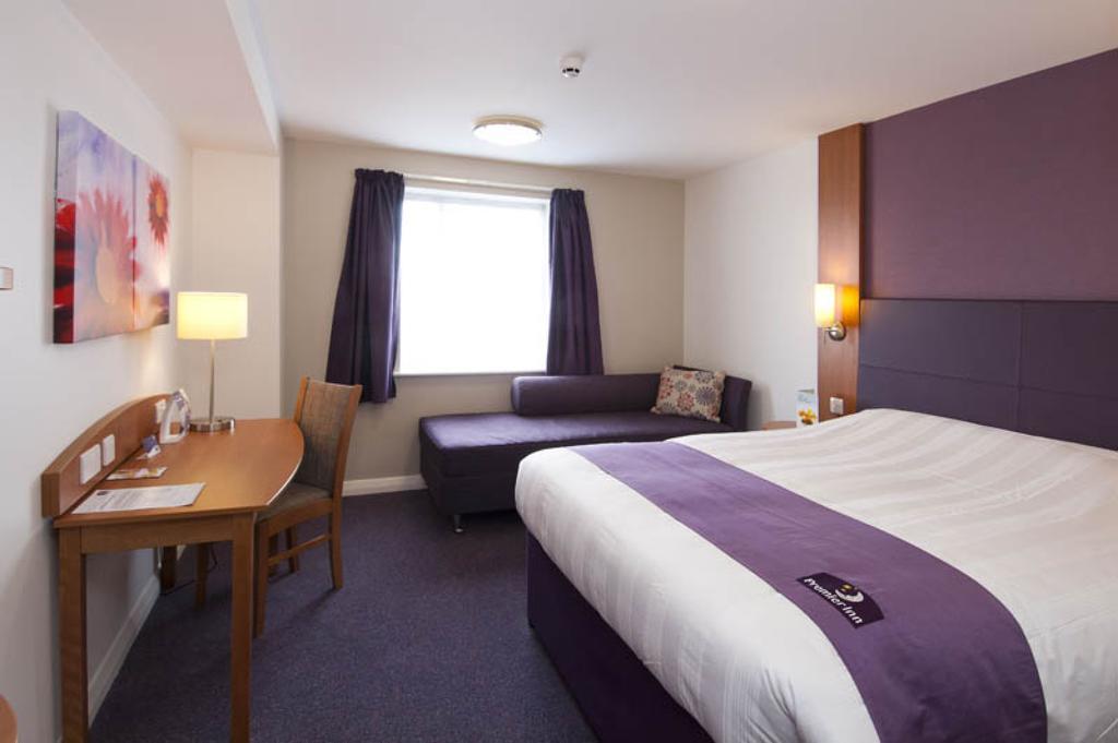 Premier Inn Watford - Croxley Green Ngoại thất bức ảnh