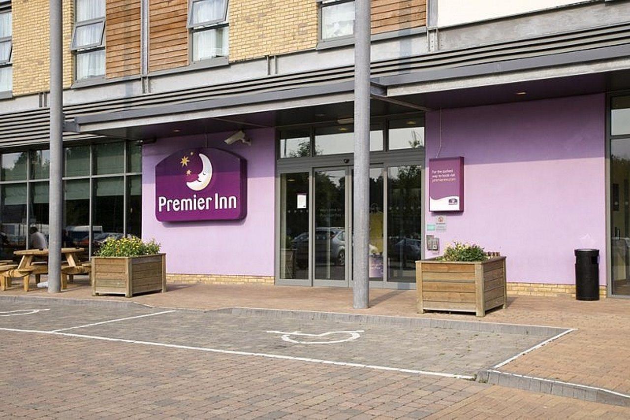 Premier Inn Watford - Croxley Green Ngoại thất bức ảnh