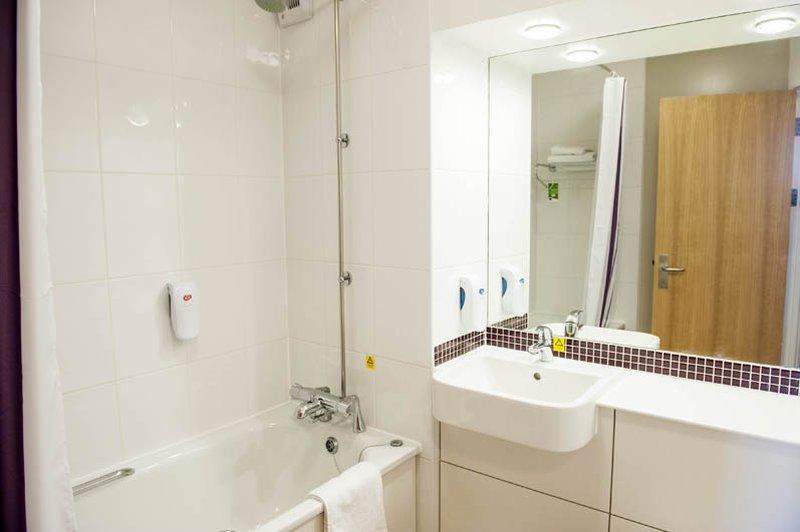 Premier Inn Watford - Croxley Green Ngoại thất bức ảnh